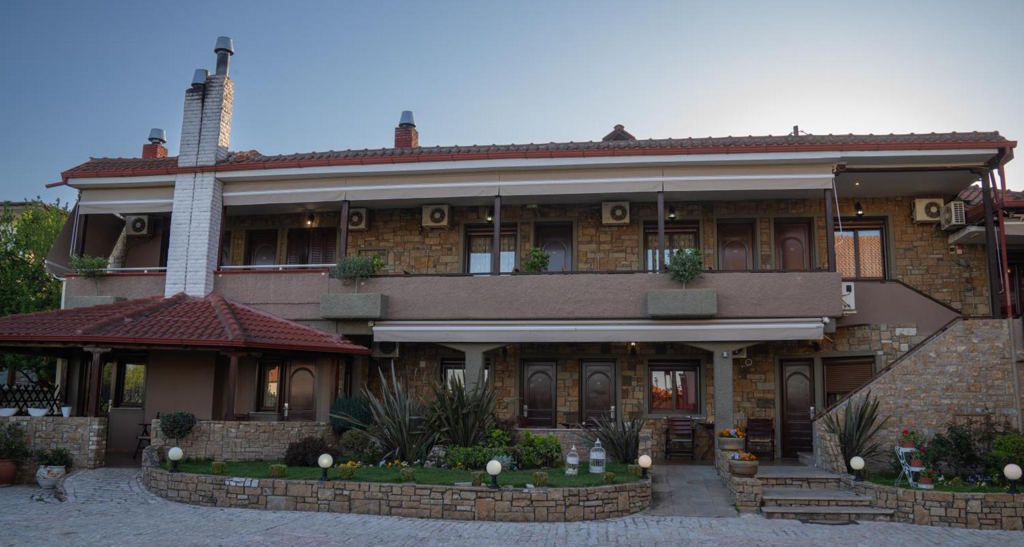 Kallinikos Guesthouse Като-Лутракі Екстер'єр фото