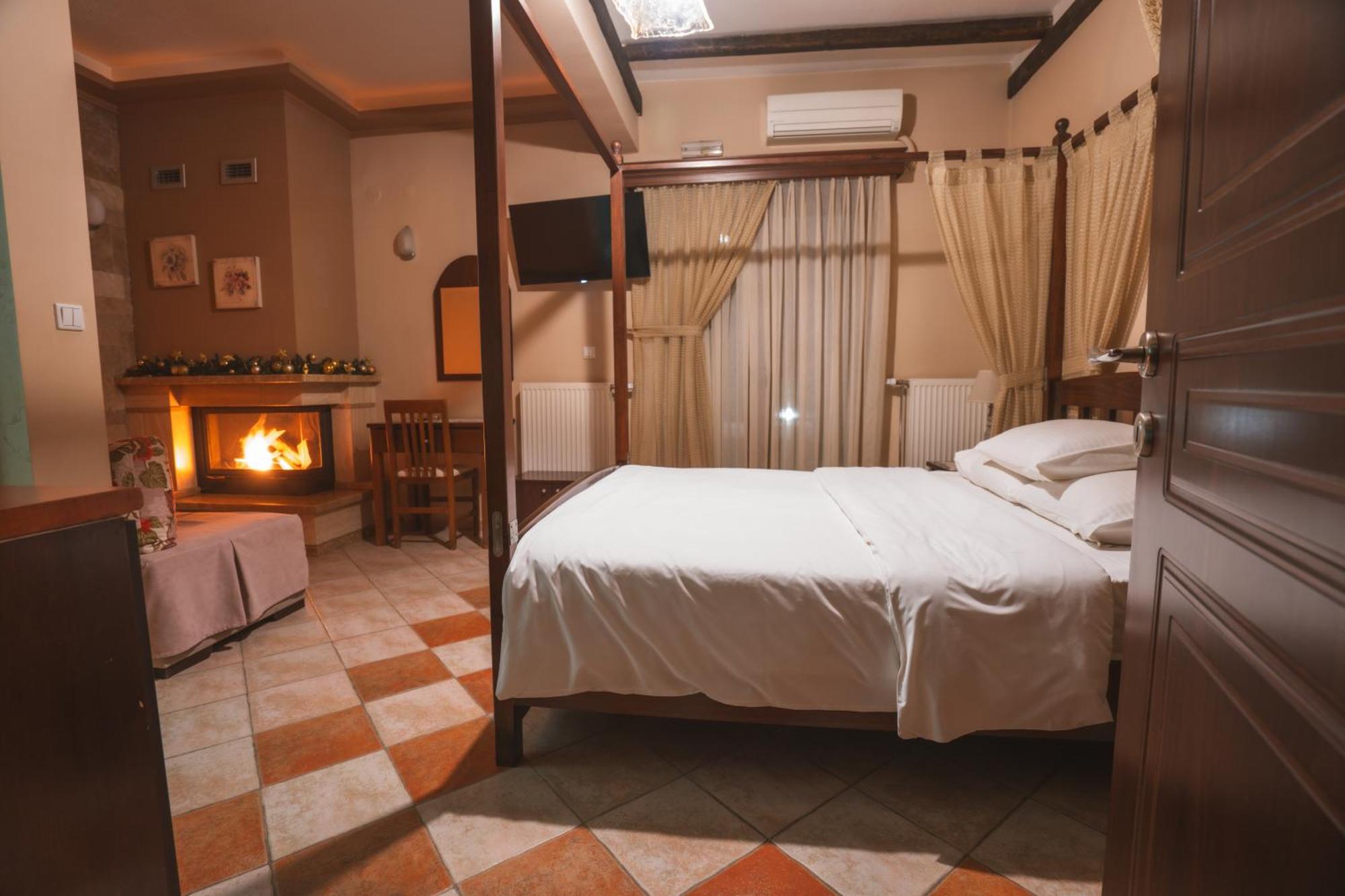 Kallinikos Guesthouse Като-Лутракі Екстер'єр фото