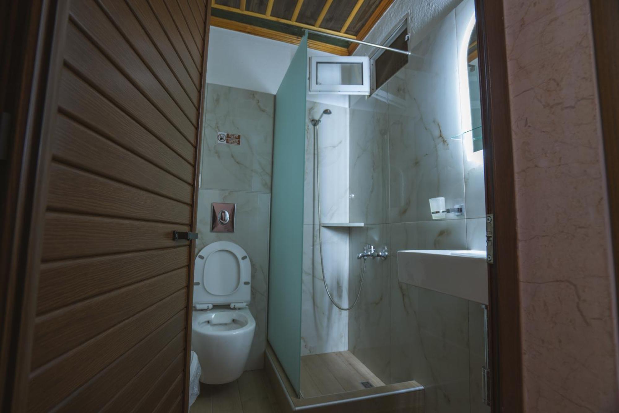 Kallinikos Guesthouse Като-Лутракі Екстер'єр фото